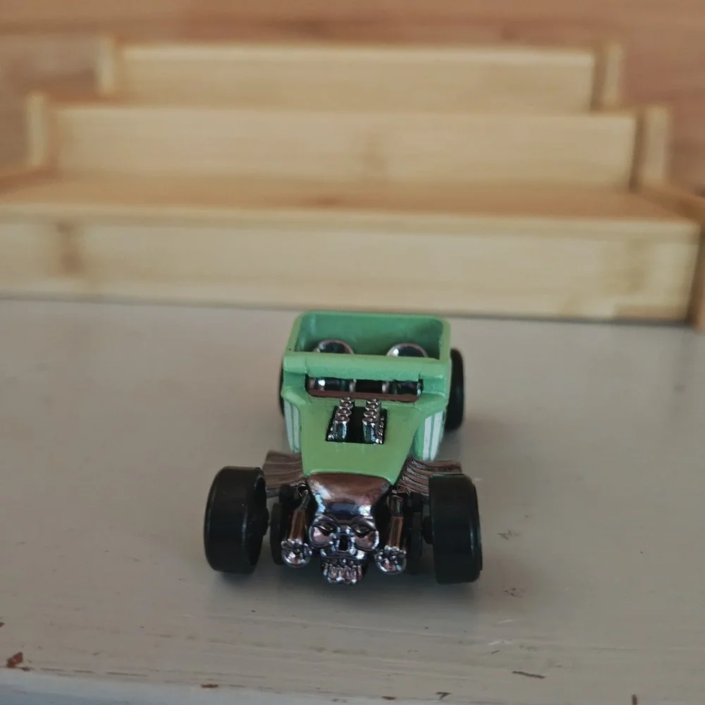 Hot Wheels 2005 hot